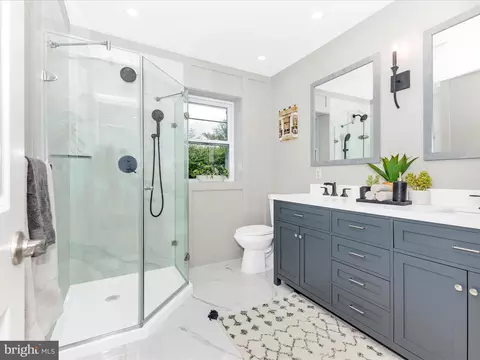 Bath - 10000 Reddick Dr, Silver Spring, MD 20901 photo 1 of 5