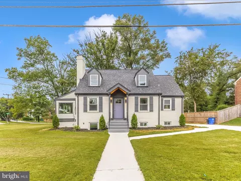 Exterior - 10000 Reddick Dr, Silver Spring, MD 20901 photo 11 of 11