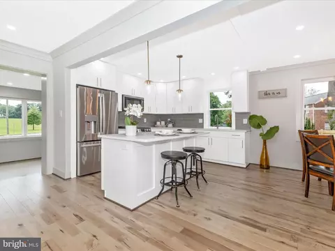 Kitchen - 10000 Reddick Dr, Silver Spring, MD 20901 photo 5 of 6