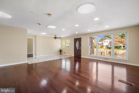 Living - 4104 Tulare Dr, Silver Spring, MD 20906 photo 1 of 2