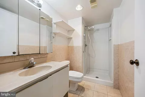 15100 Interlachen Dr #4-812, Silver Spring, MD 20906 photo 38