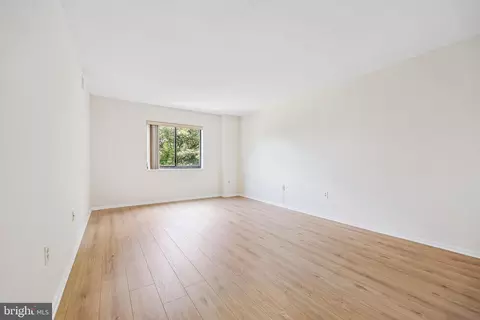 15100 Interlachen Dr #4-812, Silver Spring, MD 20906 photo 30