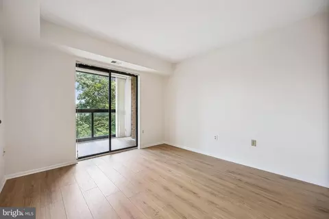 15100 Interlachen Dr #4-812, Silver Spring, MD 20906 photo 25