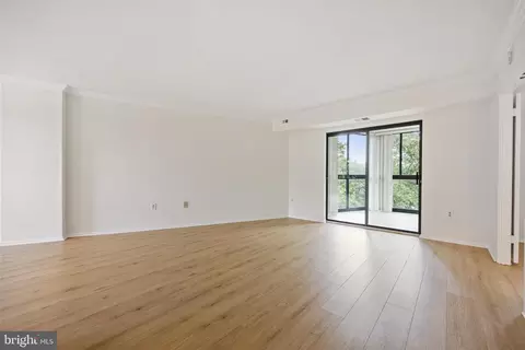 15100 Interlachen Dr #4-812, Silver Spring, MD 20906 photo 20