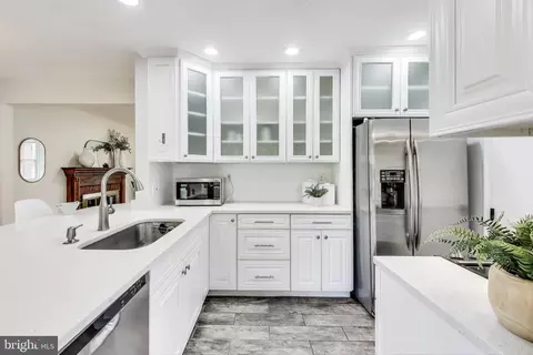 8915 Whitney St, Silver Spring, MD 20901 photo 9