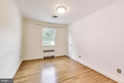 8915 Whitney St, Silver Spring, MD 20901 photo 15