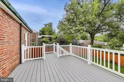 8915 Whitney St, Silver Spring, MD 20901 photo 25