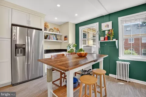 2314 Colston Dr #C-203, Silver Spring, MD 20910 photo 3