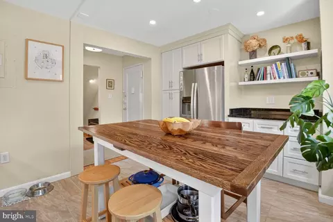 2314 Colston Dr #C-203, Silver Spring, MD 20910 photo 4