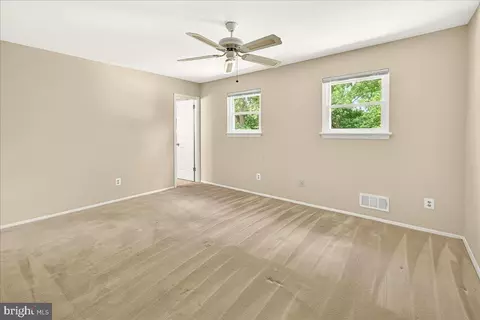 19833 Spurrier Ave, Poolesville, MD 20837 photo 39