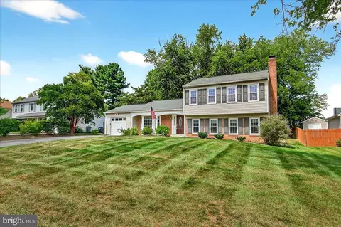 19833 Spurrier Ave, Poolesville, MD 20837 photo 3