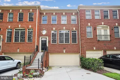 1117 Regal Oak Dr, Rockville, MD 20852