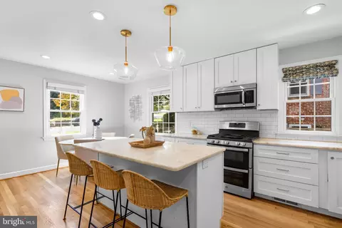 409 Penwood Rd, Silver Spring, MD 20901 photo 14