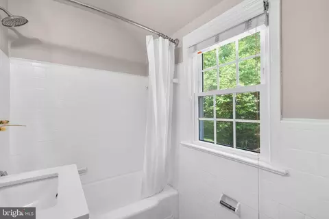 409 Penwood Rd, Silver Spring, MD 20901 photo 31