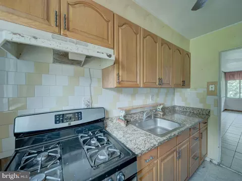 Kitchen - 8632 11th Ave, Silver Spring, MD 20903 photo 3 of 3