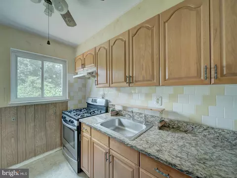 Kitchen - 8632 11th Ave, Silver Spring, MD 20903 photo 2 of 3