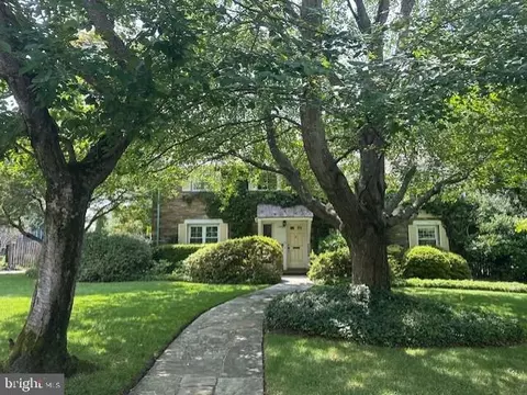 5208 Dorset Ave, Chevy Chase, MD 20815