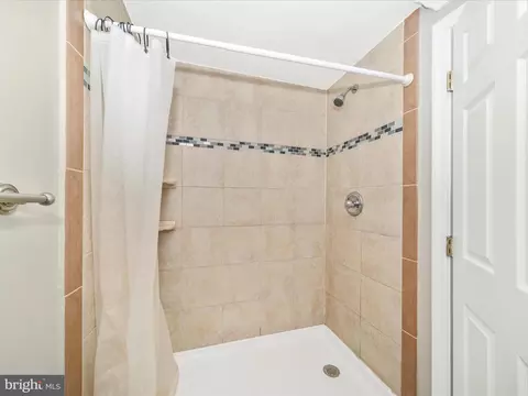13109 Dauphine St, Silver Spring, MD 20906 photo 38