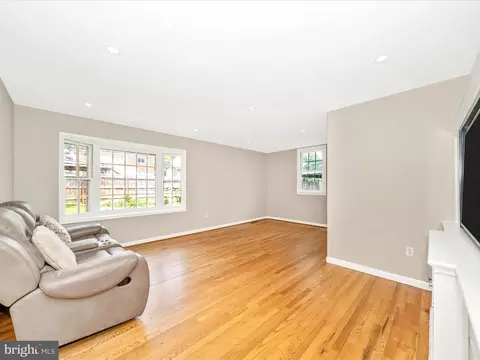 13109 Dauphine St, Silver Spring, MD 20906 photo 16