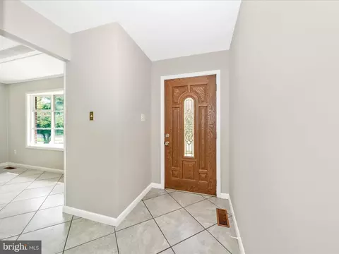 13109 Dauphine St, Silver Spring, MD 20906 photo 3