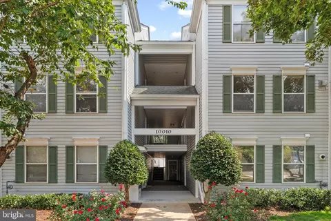 10010 Vanderbilt Cir #6-9, Rockville, MD 20850