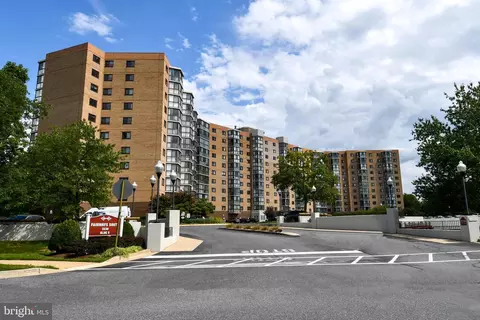 3330 N Leisure World Blvd #5-304, Silver Spring, MD 20906