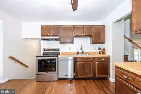 Kitchen - 19924 Westerly Ave, Poolesville, MD 20837 photo 1 of 1
