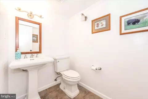 Bath - 19924 Westerly Ave, Poolesville, MD 20837 photo 4 of 4