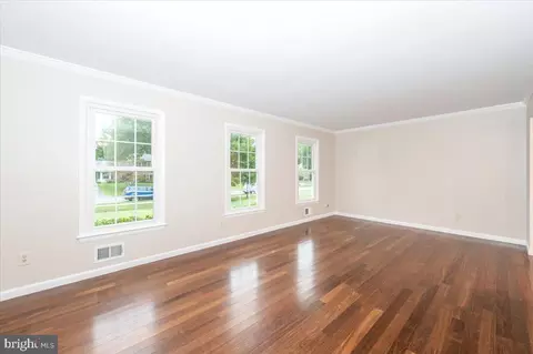Living - 19924 Westerly Ave, Poolesville, MD 20837 photo 1 of 9