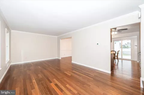 Living - 19924 Westerly Ave, Poolesville, MD 20837 photo 5 of 9