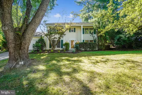 12119 Greenleaf Ave, Potomac, MD 20854