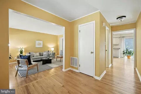 Entry Way - 123 Snowy Owl Dr, Silver Spring, MD 20901 photo 1 of 3
