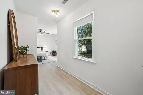 Entry Way - 123 Snowy Owl Dr, Silver Spring, MD 20901 photo 3 of 3