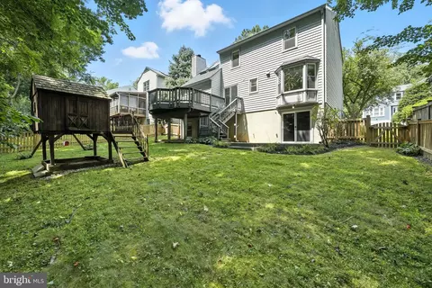 Exterior - 123 Snowy Owl Dr, Silver Spring, MD 20901 photo 3 of 4