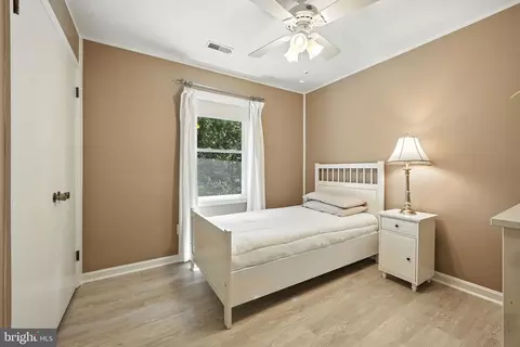Bedroom - 123 Snowy Owl Dr, Silver Spring, MD 20901 photo 1 of 4