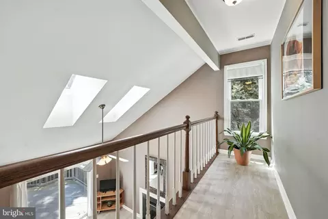 Entry Way - 123 Snowy Owl Dr, Silver Spring, MD 20901 photo 2 of 3
