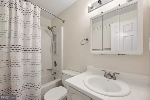 10170 Shelldrake Cir, Damascus, MD 20872 photo 15