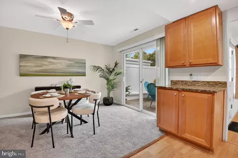 Dining - 14512 Elmhan Ct #178-A, Silver Spring, MD 20906 photo 2 of 4