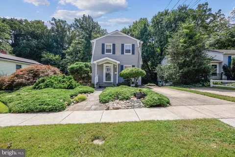3310 Glenway Dr, Kensington, MD 20895