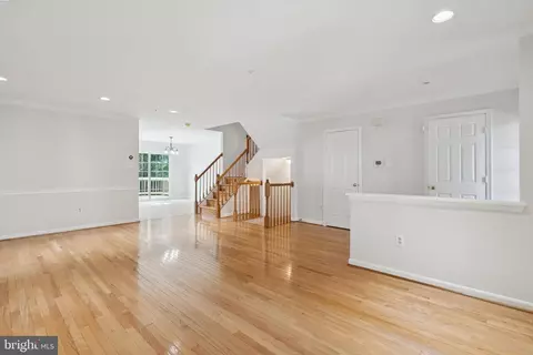 2318 Massanutten Dr, Silver Spring, MD 20906 photo 4