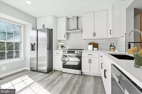 Kitchen - 12005 Crimson Ln #221, Silver Spring, MD 20904 photo 2 of 2