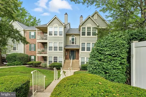 13109 Briarcliff Ter #3-305, Germantown, MD 20874