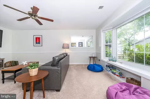 17305 Fletchall Rd, Poolesville, MD 20837 photo 10