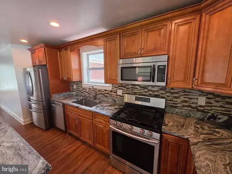 Kitchen - 12502 Dalewood Dr, Silver Spring, MD 20906 photo 5 of 5