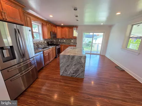 Kitchen - 12502 Dalewood Dr, Silver Spring, MD 20906 photo 2 of 5