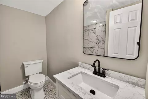 Bath - 8819 Damascus Rd, Damascus, MD 20872 photo 4 of 5