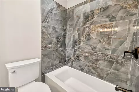 Bath - 8819 Damascus Rd, Damascus, MD 20872 photo 2 of 5