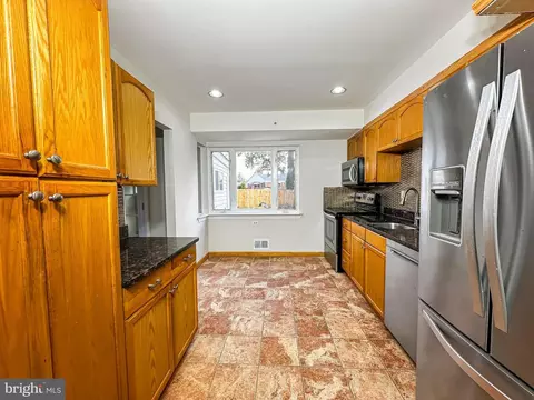 10309 Conover Dr, Silver Spring, MD 20902 photo 14