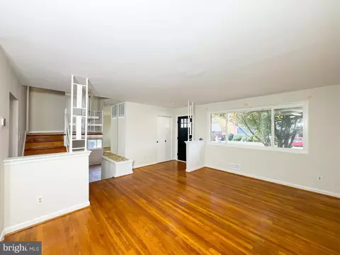 10309 Conover Dr, Silver Spring, MD 20902 photo 9