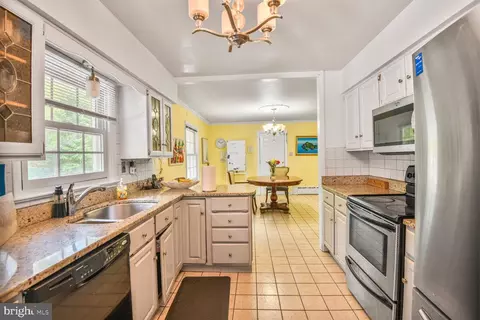 Kitchen - 1701 Maydale Dr, Silver Spring, MD 20905 photo 1 of 1